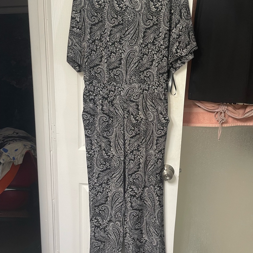 New York & Company Monochrome Paisley Dress